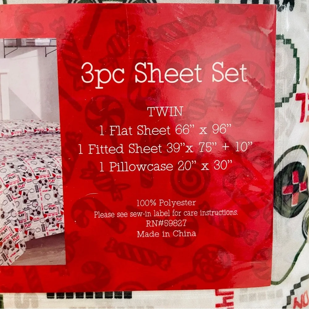 The Christmas Village Twin Sheet Set 3pc Christmas Gamer Video‎ Game Red White